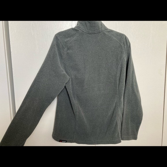 ❗️DONATING SOON LANDS END Gray Sweater Jacket Polyester Soft Pockets Warm Collar - Picture 2 of 11